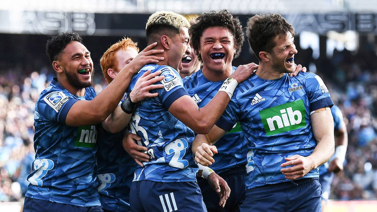 Blues move back into Super Rugby Aotearoa title contention with