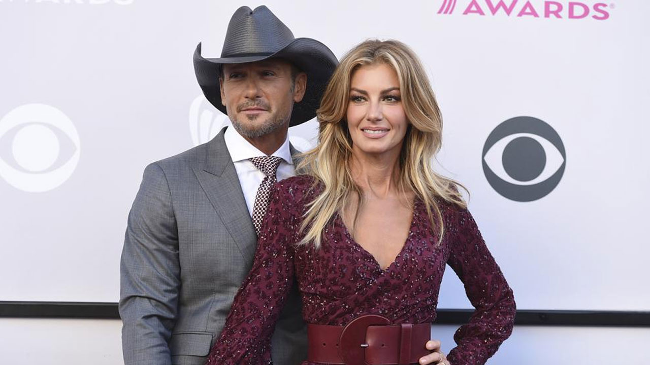 Tim McGraw and Faith Hill's Daughter Gracie Wears Mom's Vintage Outfit