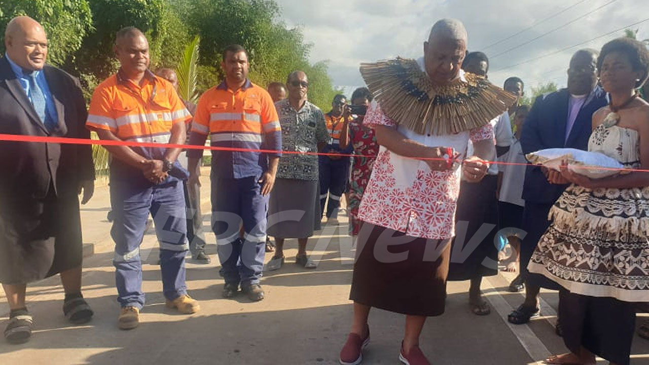 PM commissions $ Korovuli Bridge – FBC News