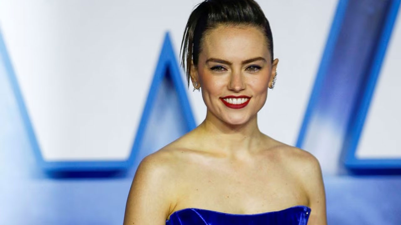 Daisy Ridley Details Next Star Wars Film - Men's Journal