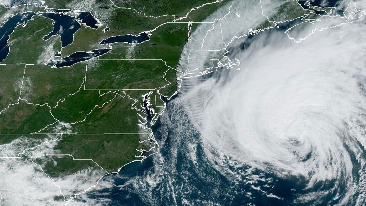 Hurricane Lee puts parts of Massachusetts under a tropical storm