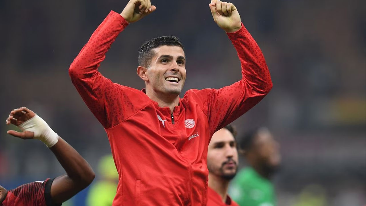 Christian Pulisic arrives in style! AC Milan show off new Off-White gear  ahead of Champions League clash with Borussia Dortmund