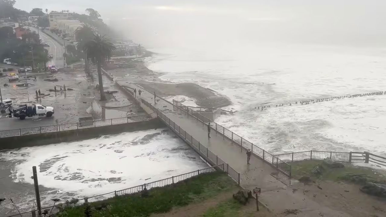 Big waves at California's Mavericks Beach draw surfers, 'super