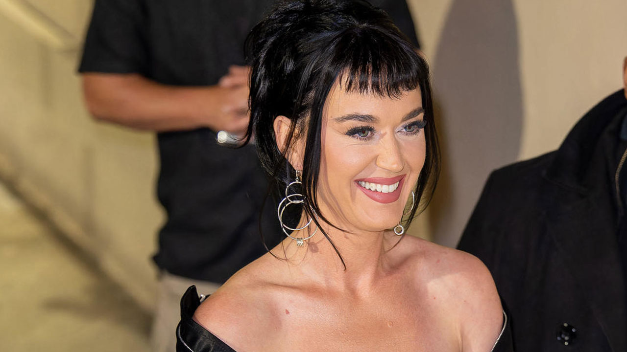 Katy Perry's Bouncing Boobs : r/katyperry