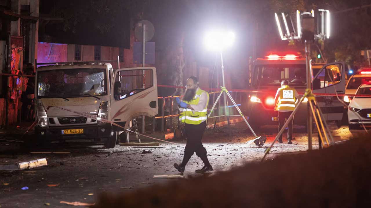 Hamas, Islamic Jihad claim Tel Aviv bomb blast